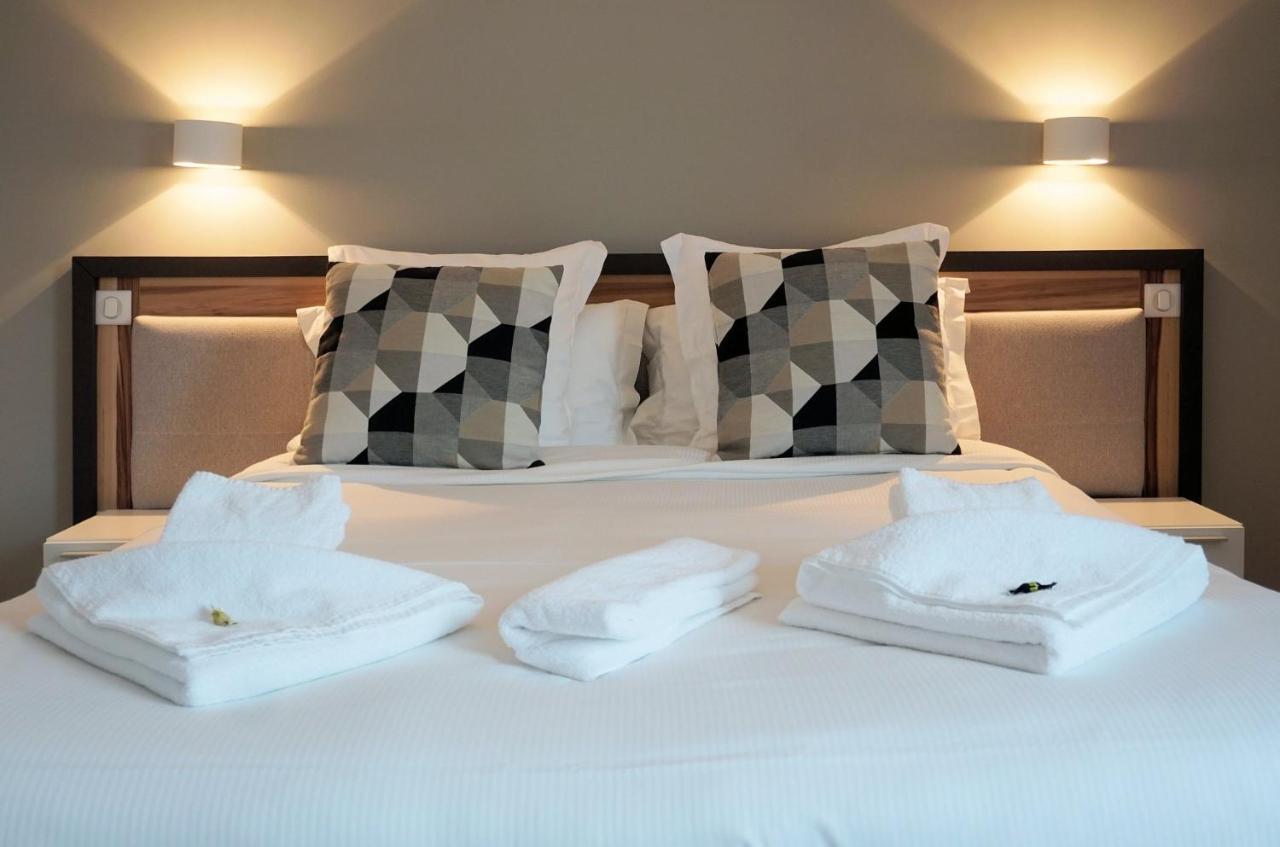 Logis Le Confluent Hotel